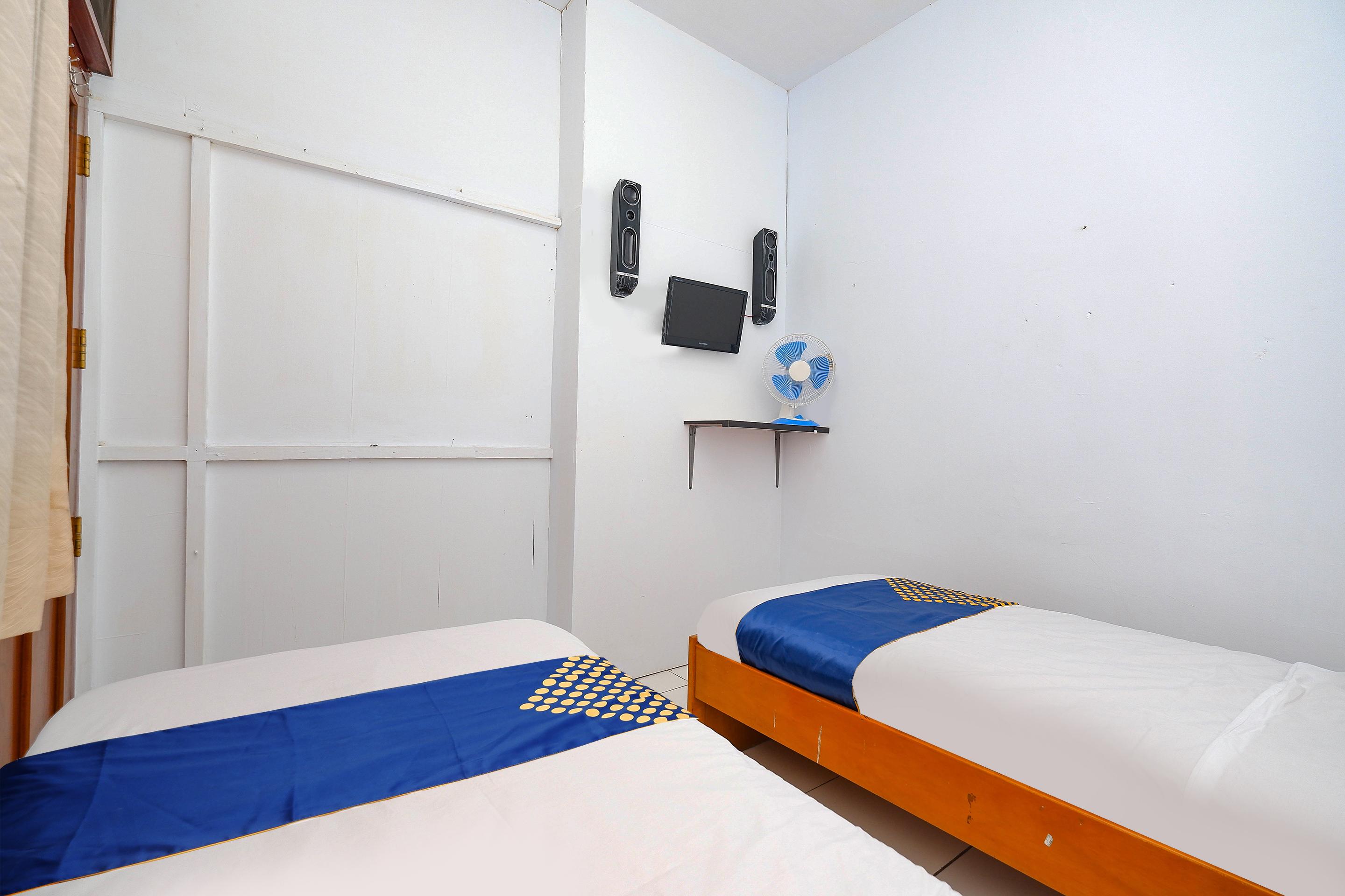 Oyo 2240 Simpang Tujuh Residence Kudus Exteriér fotografie