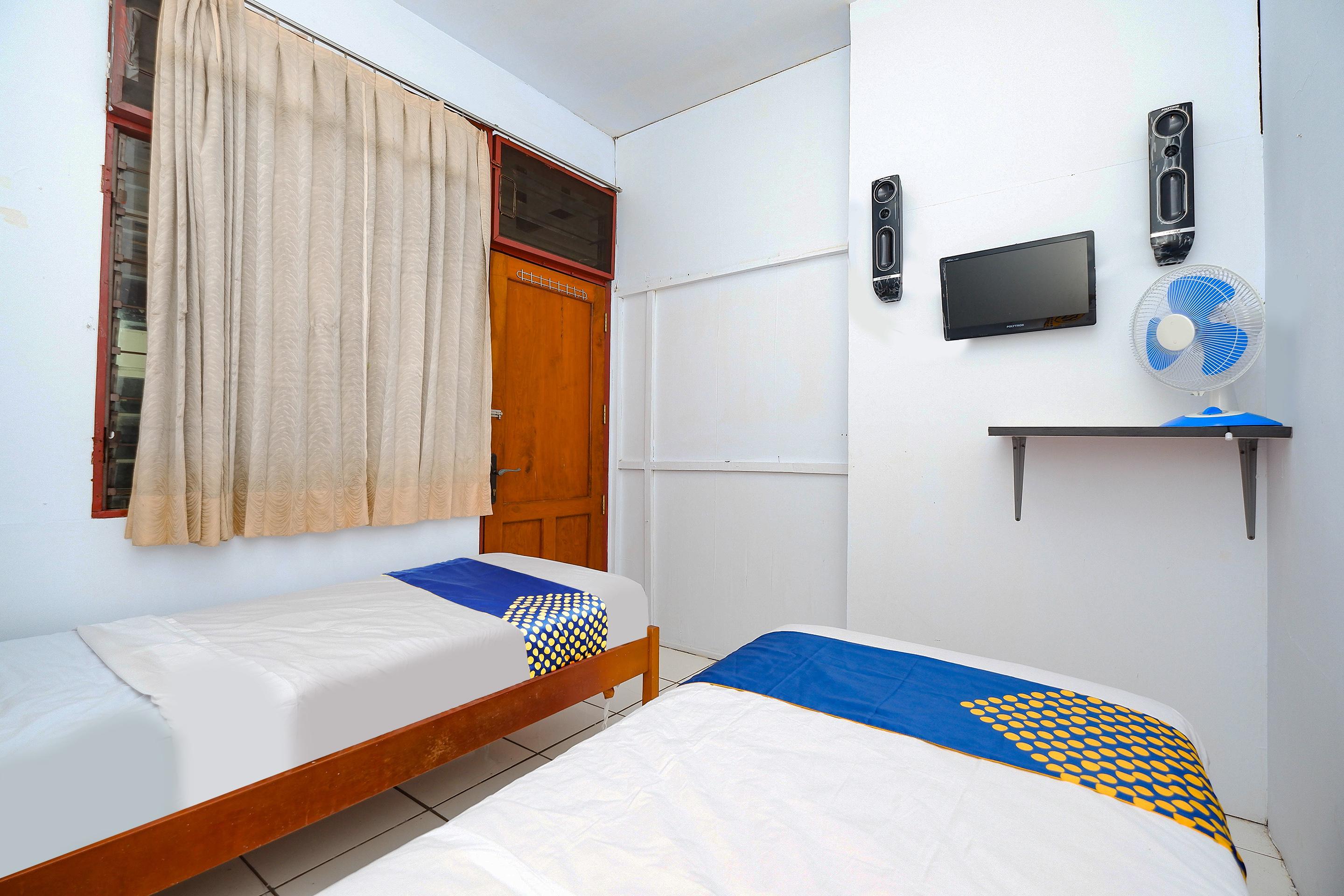 Oyo 2240 Simpang Tujuh Residence Kudus Exteriér fotografie