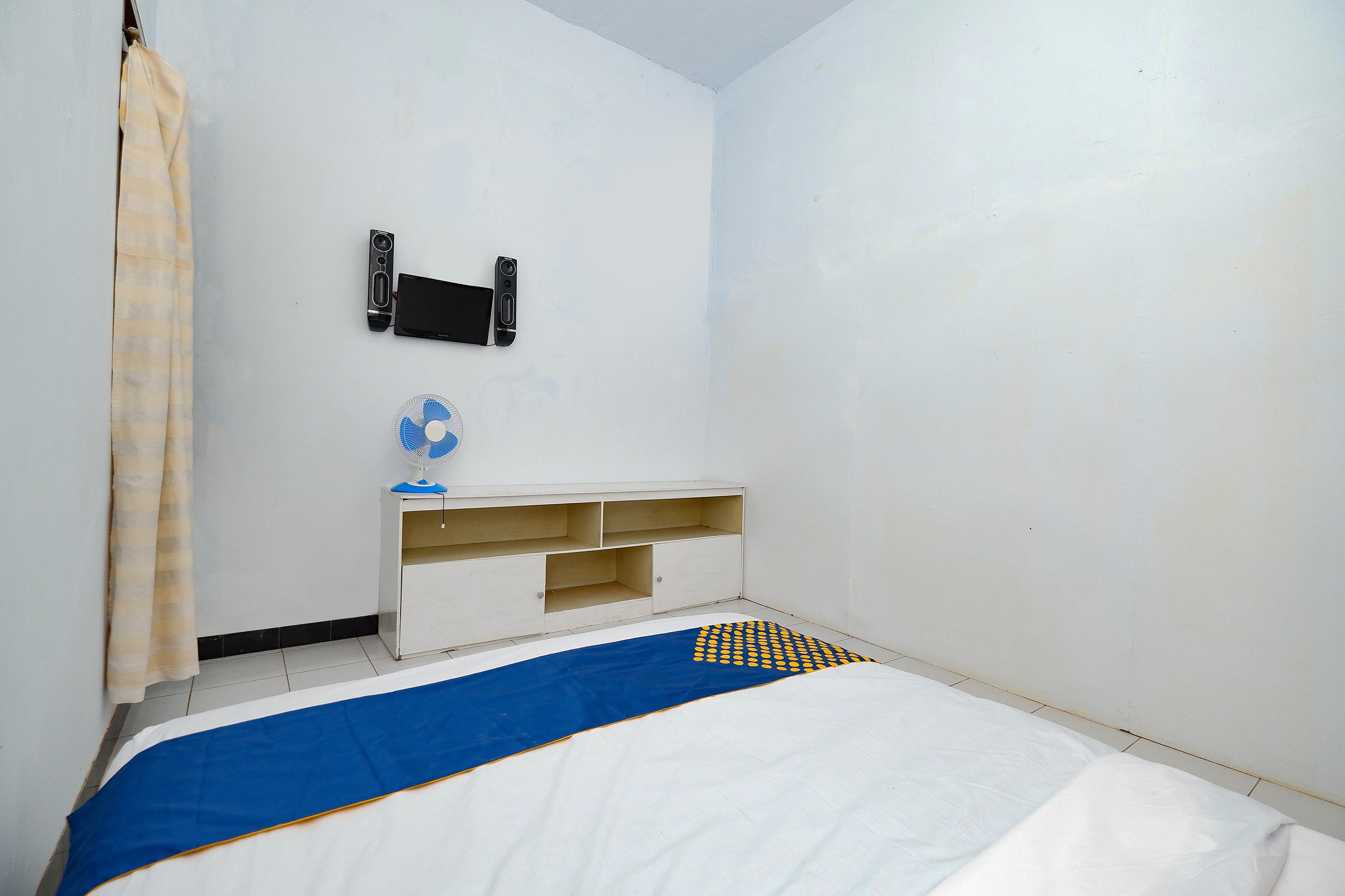 Oyo 2240 Simpang Tujuh Residence Kudus Exteriér fotografie