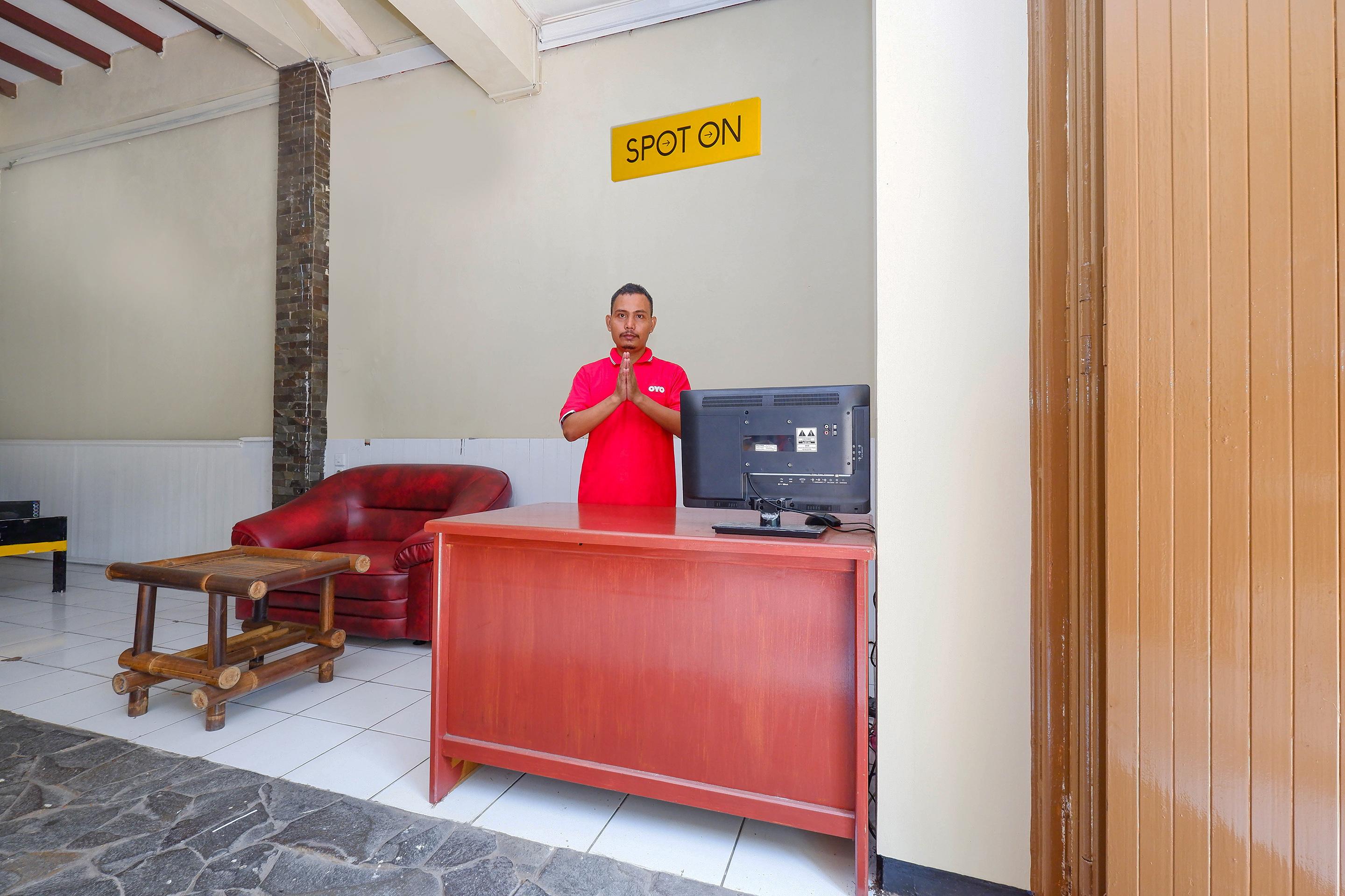 Oyo 2240 Simpang Tujuh Residence Kudus Exteriér fotografie