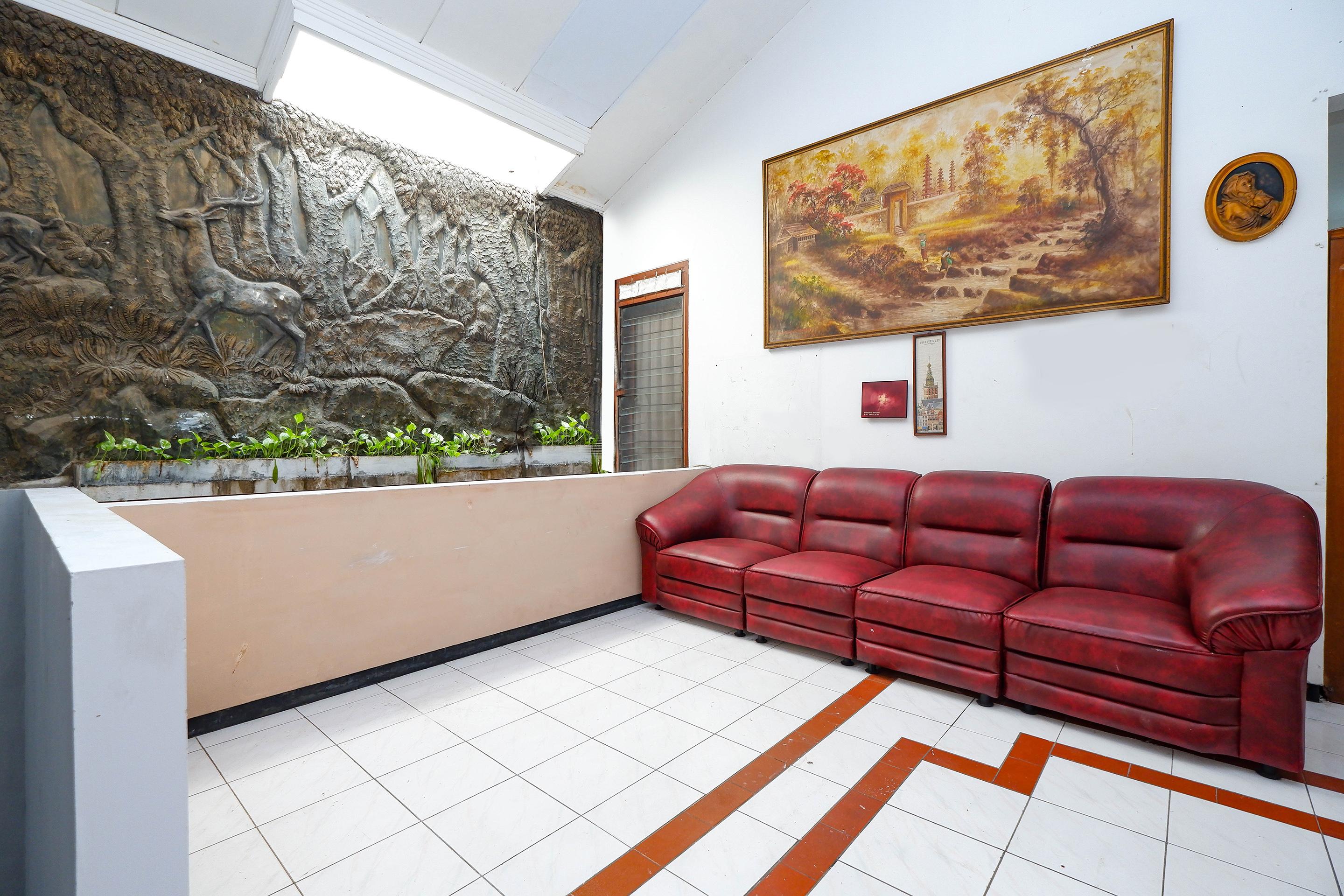 Oyo 2240 Simpang Tujuh Residence Kudus Exteriér fotografie