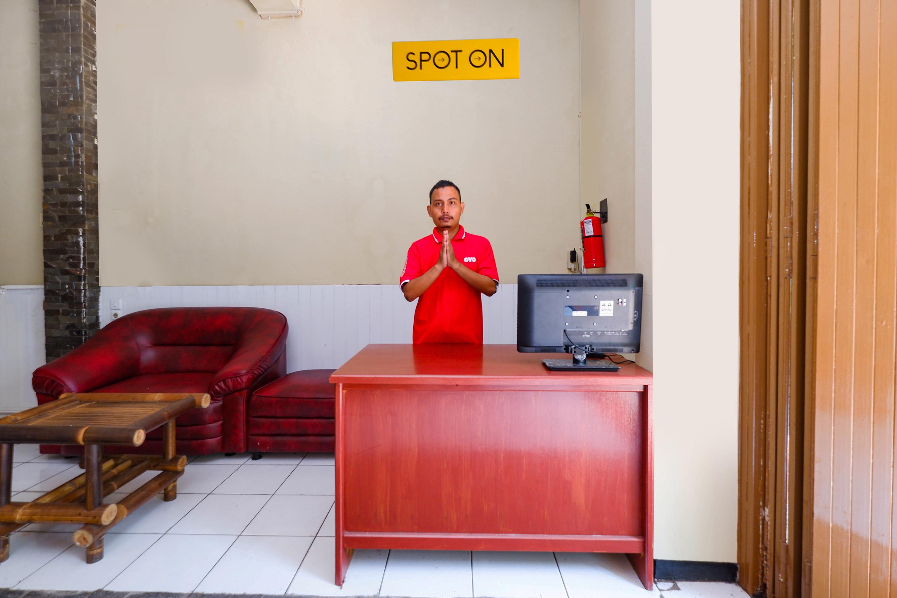 Oyo 2240 Simpang Tujuh Residence Kudus Exteriér fotografie